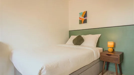 Rooms in Paris 19ème arrondissement - photo 3
