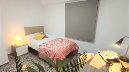 Room for rent in Moncada, Comunidad Valenciana