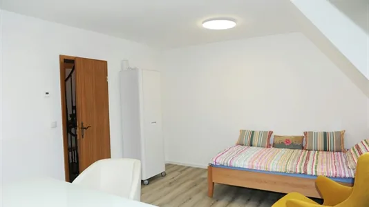 Rooms in Munich Thalkirchen-Obersendling-Forstenried-Fürstenried-Solln - photo 2