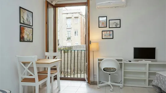 Apartments in Barcelona Ciutat Vella - photo 6