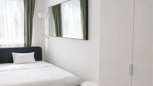 Rooms in Garching - photo 2