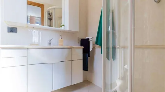 Rooms in Roma Municipio XII – Monte Verde - photo 7