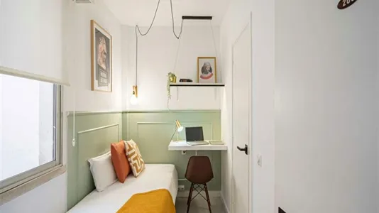 Rooms in Madrid Centro - photo 3