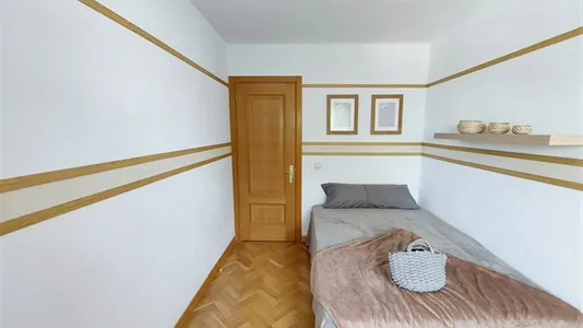 Rooms in Madrid Chamartín - photo 10