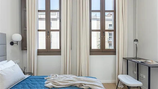Apartments in Barcelona Ciutat Vella - photo 6
