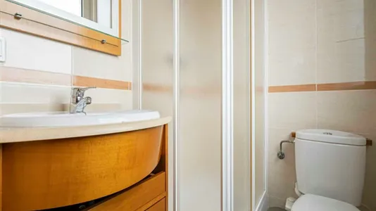 Rooms in Madrid Tetuán - photo 8