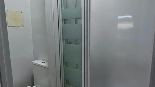 Rooms in Madrid Salamanca - photo 4