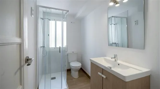 Rooms in el Camí de Vera - photo 8