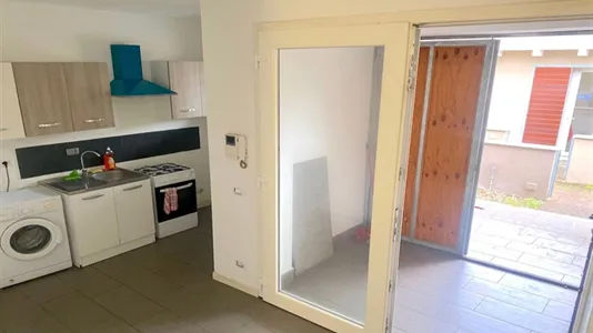 Rooms in Roma Municipio VI – Roma Delle Torri - photo 8