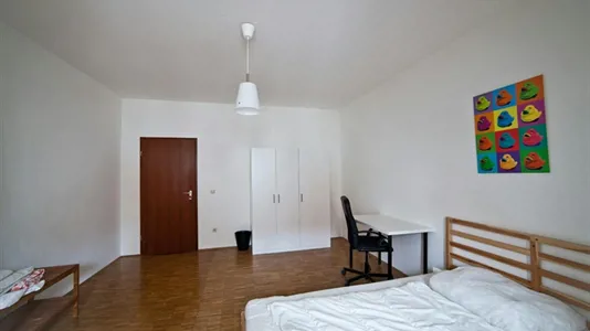 Rooms in Munich Schwabing-West - photo 1