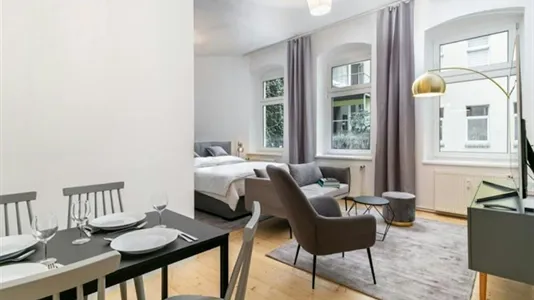 Apartments in Berlin Mitte - photo 1