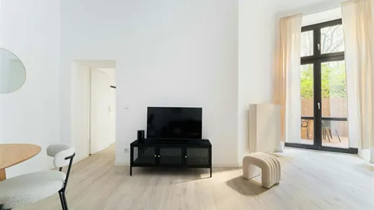 Apartments in Berlin Mitte - photo 4