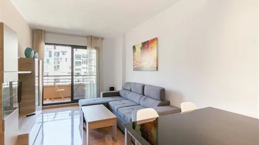 Apartments in Barcelona Eixample - photo 2