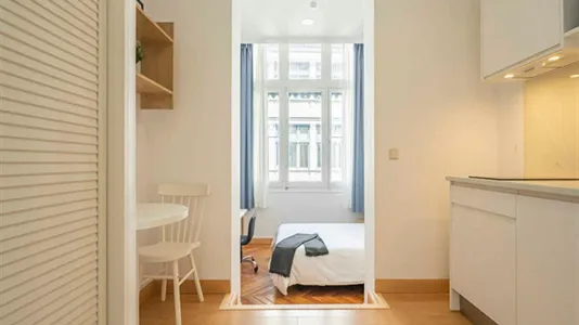 Rooms in Madrid Centro - photo 5