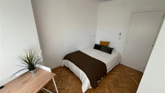 Rooms in Madrid Arganzuela - photo 2