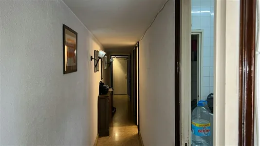 Rooms in Barcelona Eixample - photo 9