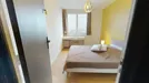 Room for rent, Grenoble, Auvergne-Rhône-Alpes, &lt;span class=&quot;blurred street&quot; onclick=&quot;ProcessAdRequest(8706599)&quot;&gt;&lt;span class=&quot;hint&quot;&gt;See streetname&lt;/span&gt;[xxxxxxxxxxxxx]&lt;/span&gt;