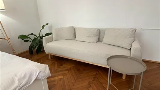 Rooms in Wien Mariahilf - photo 2