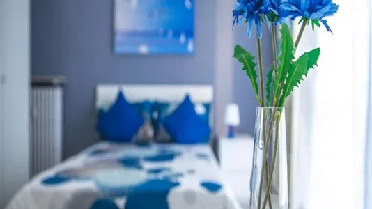 Rooms in Milano Zona 5 - Vigentino, Chiaravalle, Gratosoglio - photo 2