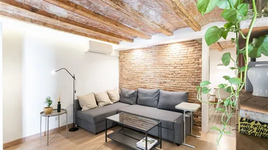 Apartments in Barcelona Ciutat Vella - photo 4