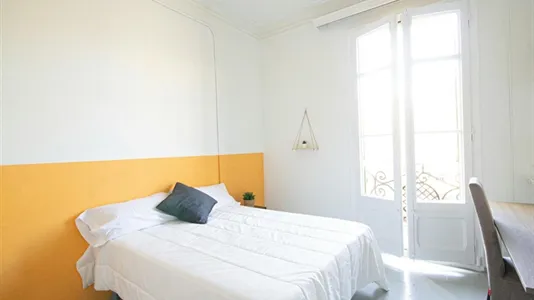 Rooms in Barcelona Eixample - photo 4