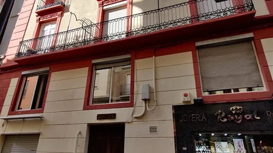 Apartments in Zaragoza - photo 1