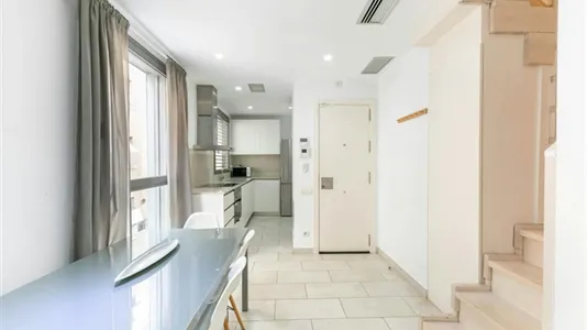 Apartments in Barcelona Ciutat Vella - photo 7