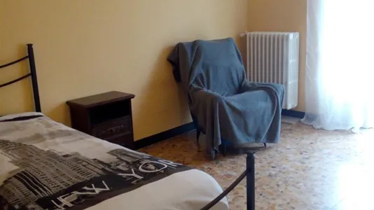 Rooms in Piacenza - photo 3