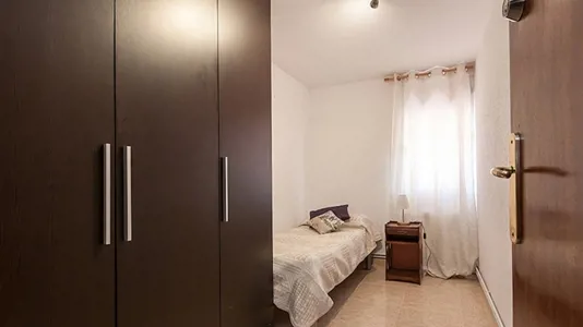 Rooms in Cornellà de Llobregat - photo 3