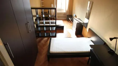 Room for rent in Milano Zona 1 - Centro storico, Milan