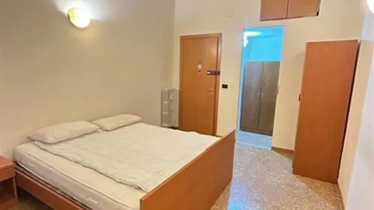 Rooms in Roma Municipio II – Parioli/Nomentano - photo 4