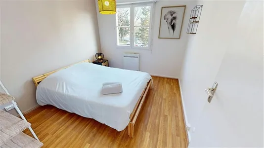 Rooms in Grenoble - photo 1