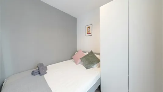 Rooms in Madrid Centro - photo 2