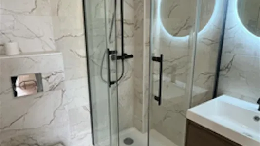 Houses in Caen - photo 8