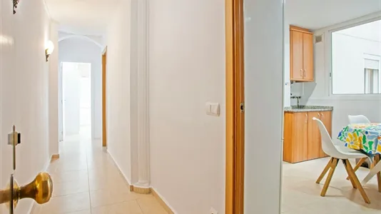 Rooms in Barcelona Sants-Montjuïc - photo 3