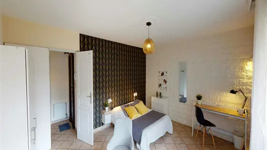 Rooms in Lyon - photo 2