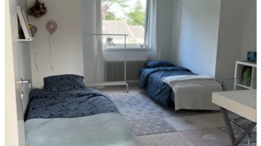 Houses in Askim-Frölunda-Högsbo - photo 8