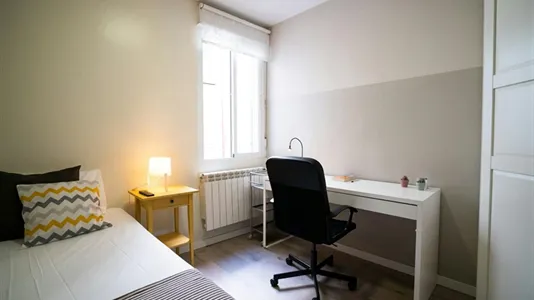 Rooms in Madrid Centro - photo 1