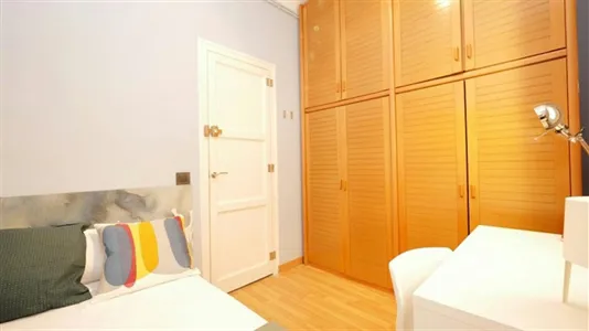 Rooms in Barcelona Gràcia - photo 3