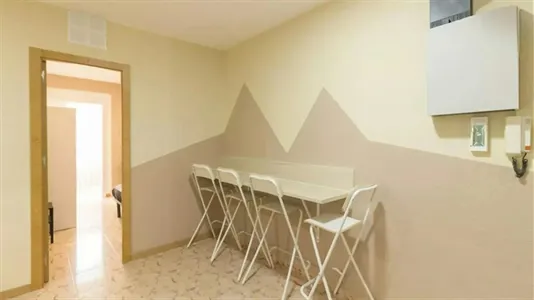 Rooms in Barcelona Sant Martí - photo 9