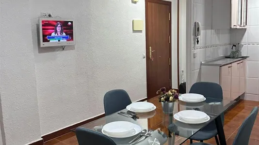 Rooms in Alcalá de Henares - photo 8