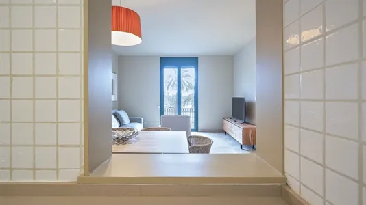 Rooms in Barcelona Ciutat Vella - photo 6