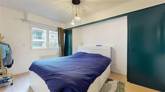 Rooms in Saint-Julien-en-Genevois - photo 4