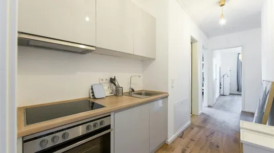 Rooms in Berlin Mitte - photo 9