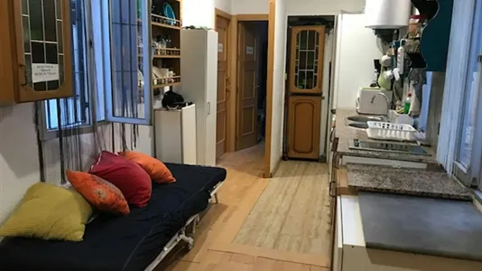 Rooms in Córdoba - photo 5