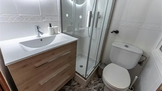 Rooms in Barakaldo - photo 10