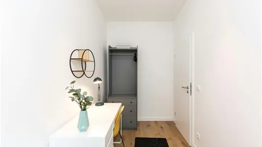 Rooms in Berlin Tempelhof-Schöneberg - photo 2