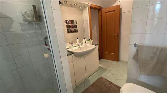 Rooms in Florence - photo 9