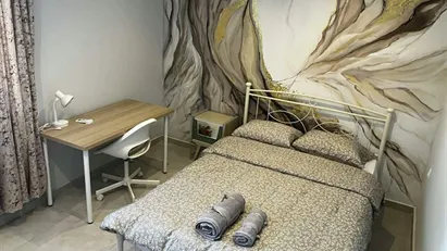 Room for rent in Neapoli-Sykies, Central Macedonia