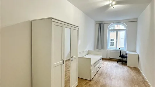 Rooms in Location is not specified - photo 1